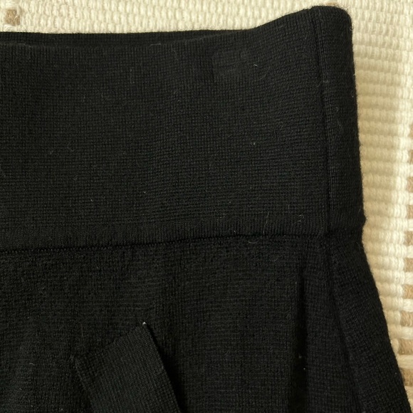 Club Monaco black wool skirt - Picture 7 of 7